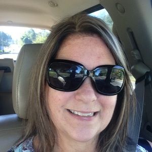 Meet your Posher, Cherita